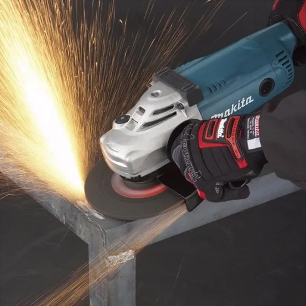 Esmeril Angular 7" Makita GA7020